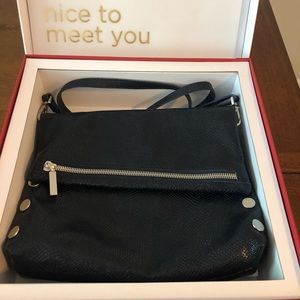 NIB Hammitt VIP Medium Crossbody - Juniper